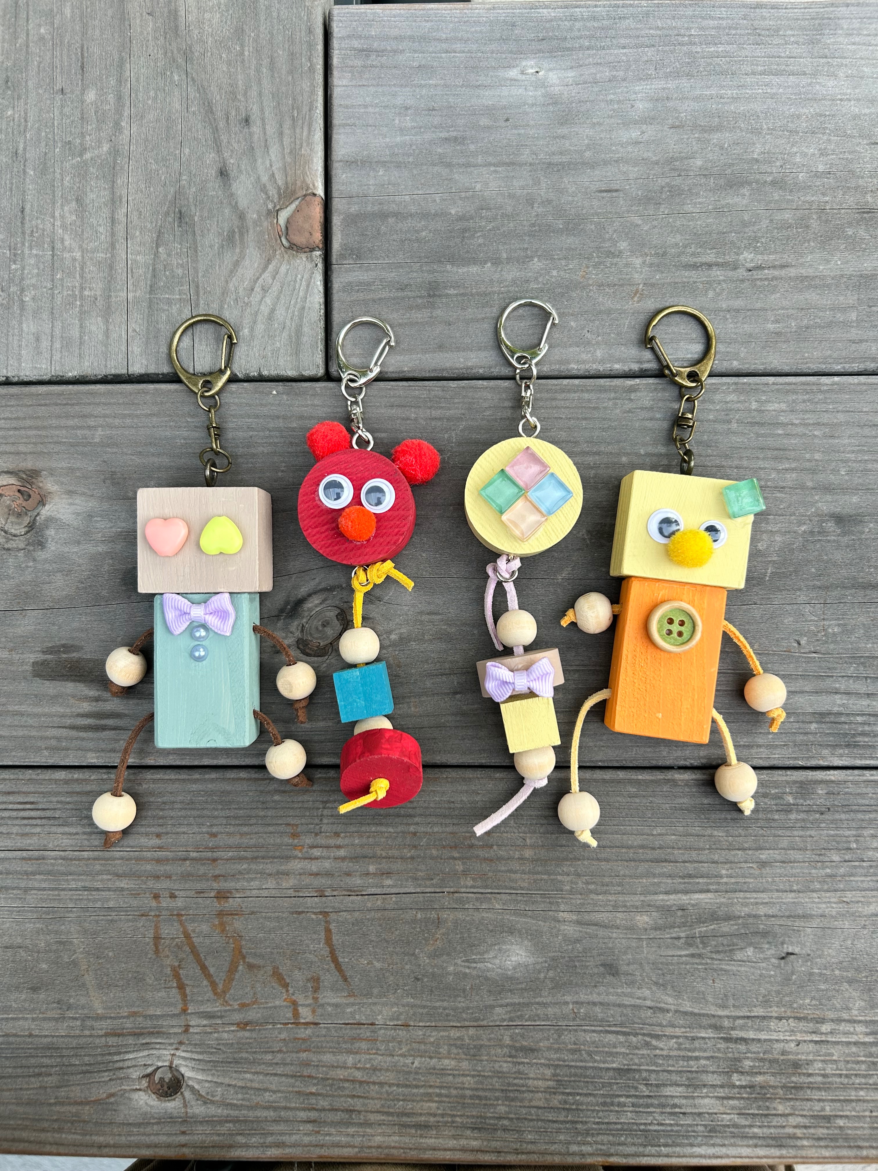 【Wooden Toy】ロボットキーホルダ
